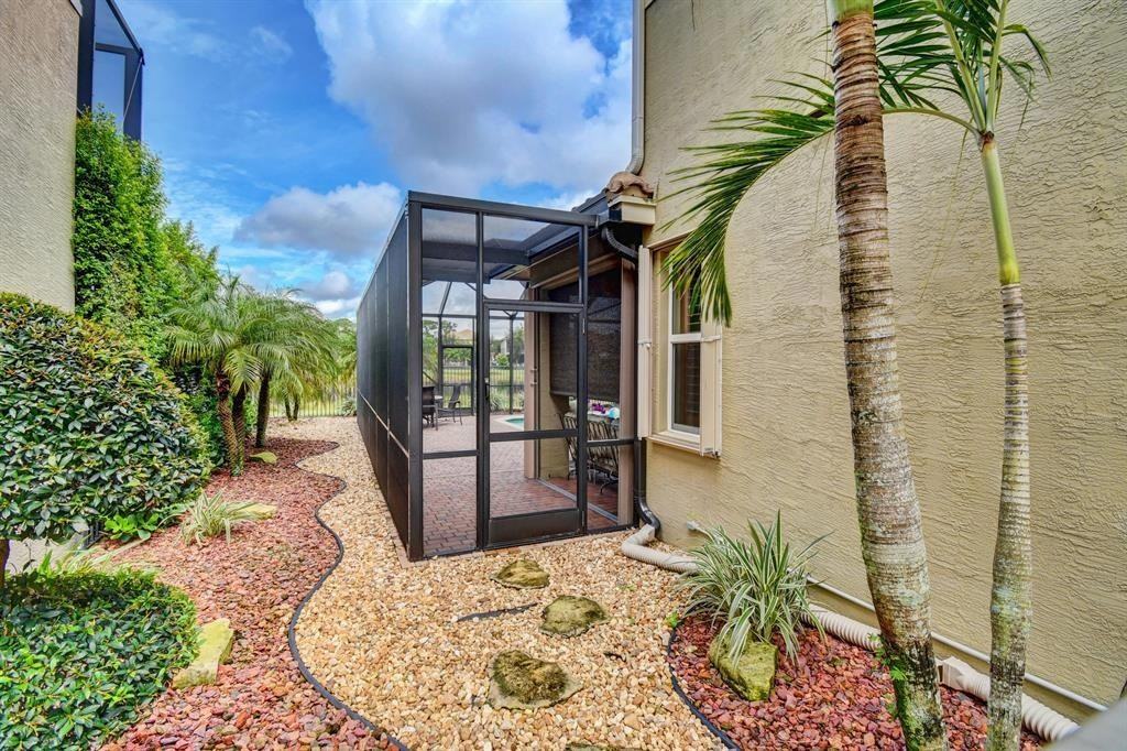 8480 Serena Creek Ave #NA - Photo 7 of 21