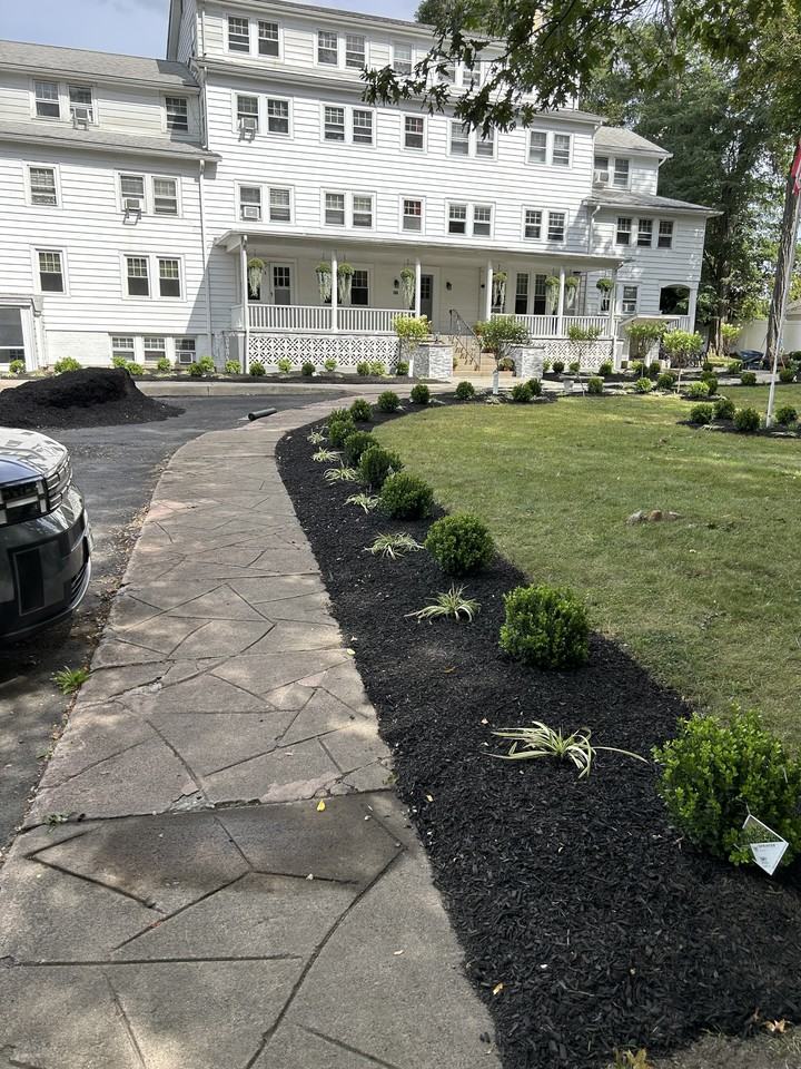 164 Hudson St #2 - Photo 2 of 9