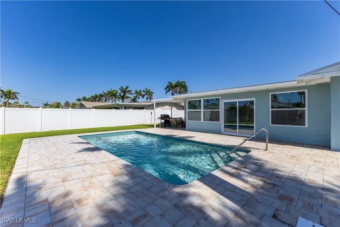 444 Bayshore Dr #NA - Photo 3 of 15