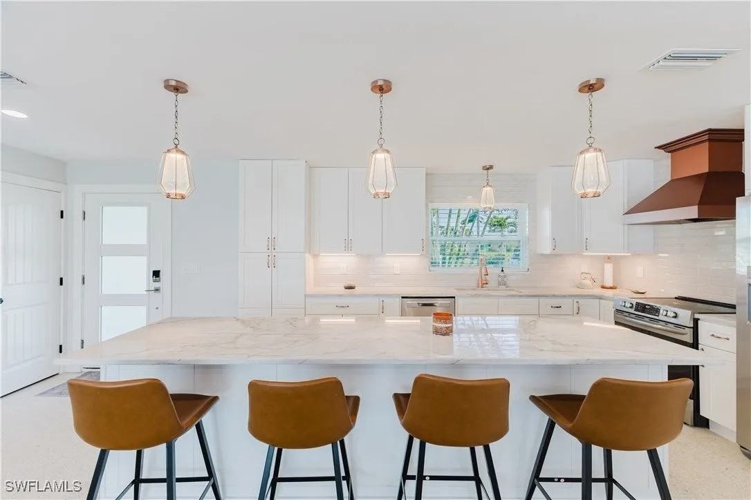 444 Bayshore Dr #NA - Photo 6 of 15