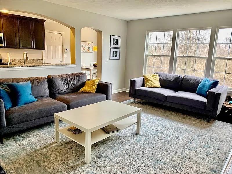 1411 Woodpath Ct #NA - Photo 7 of 31