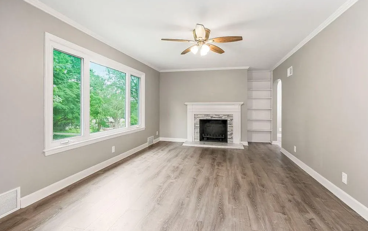 112 Ne Northcrest Dr #NA - Photo 3 of 11