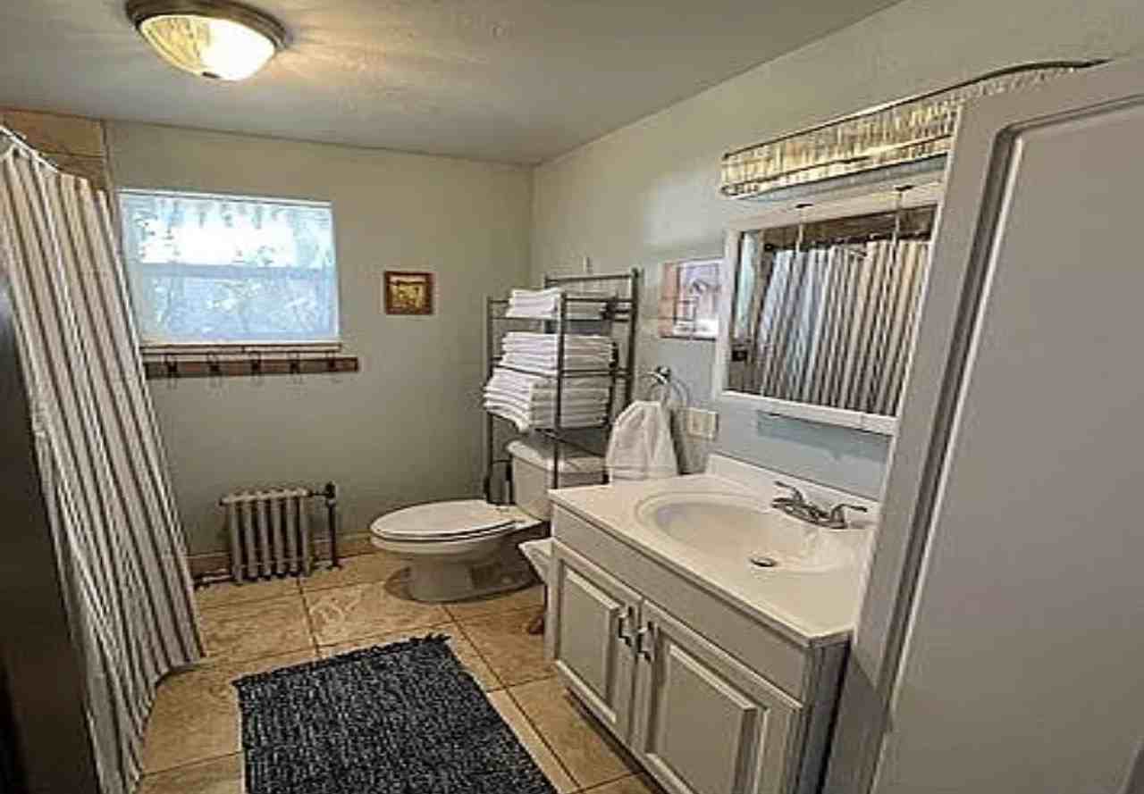 832 1st St W #2 - Photo 6 of 9