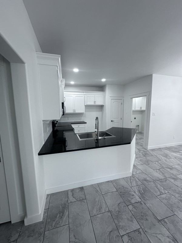 11902 Evanston Ave #A - Photo 5 of 17