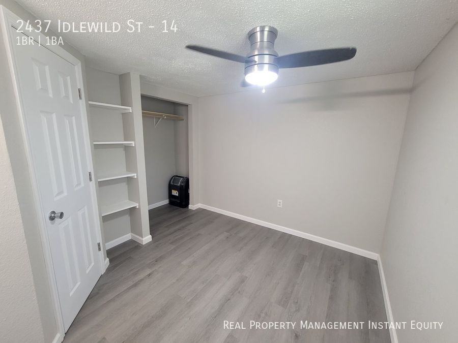 2437 Idlewild St #14 - Photo 6 of 9