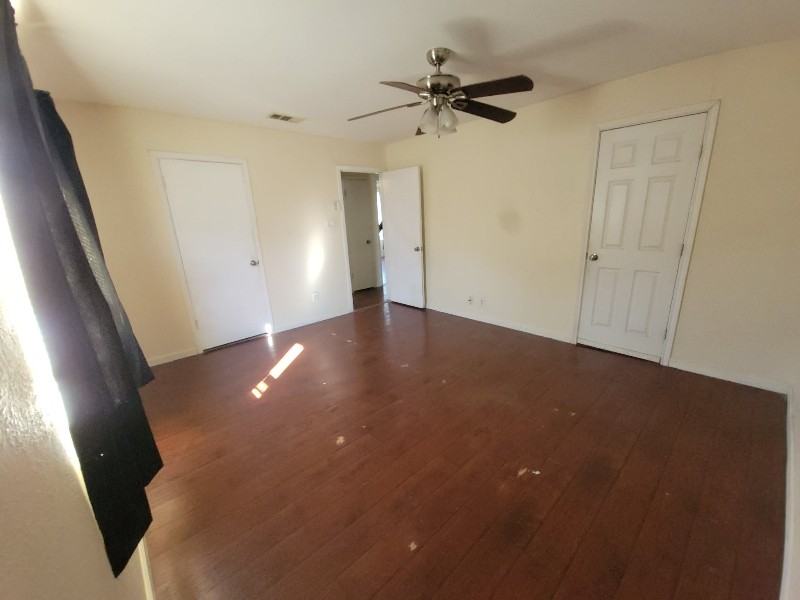 2118 Cedarcrest Dr - Photo 7 of 12