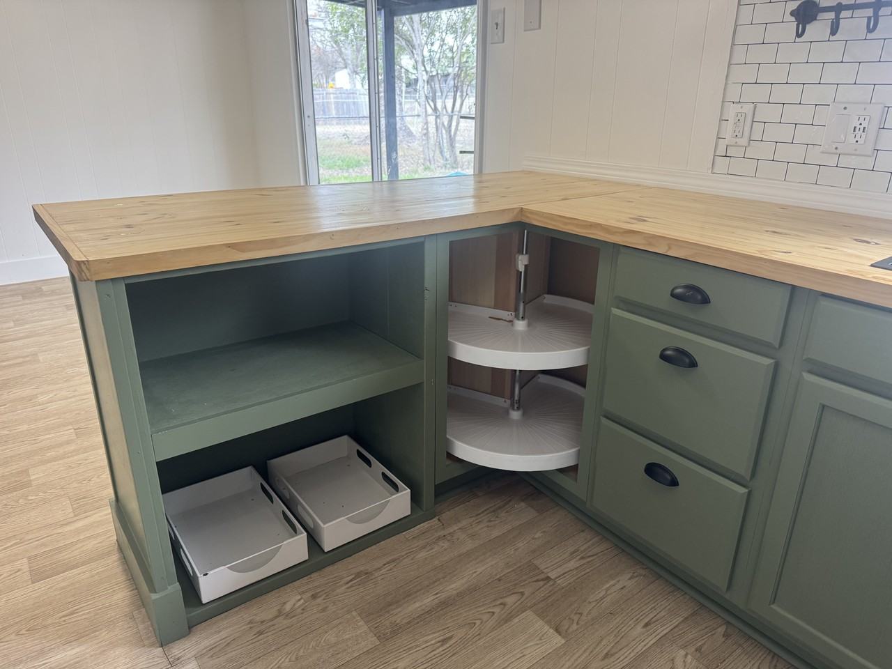 4211 Tropical Dr - Photo 7 of 19