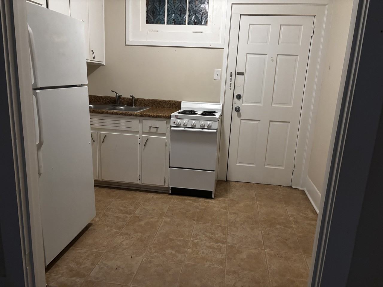 13 Newfound St #11 - Photo 5 of 20