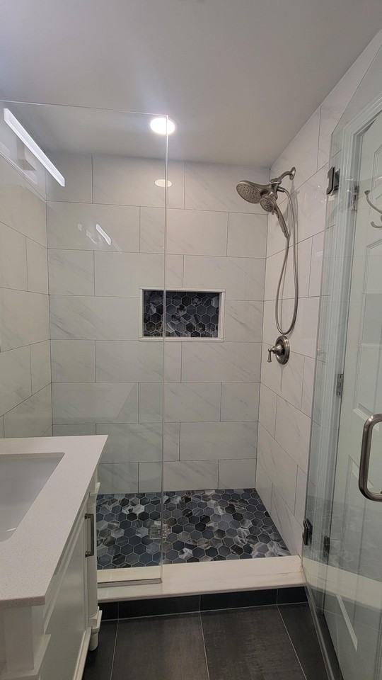 701 N Milwaukee Ave #4F - Photo 7 of 20