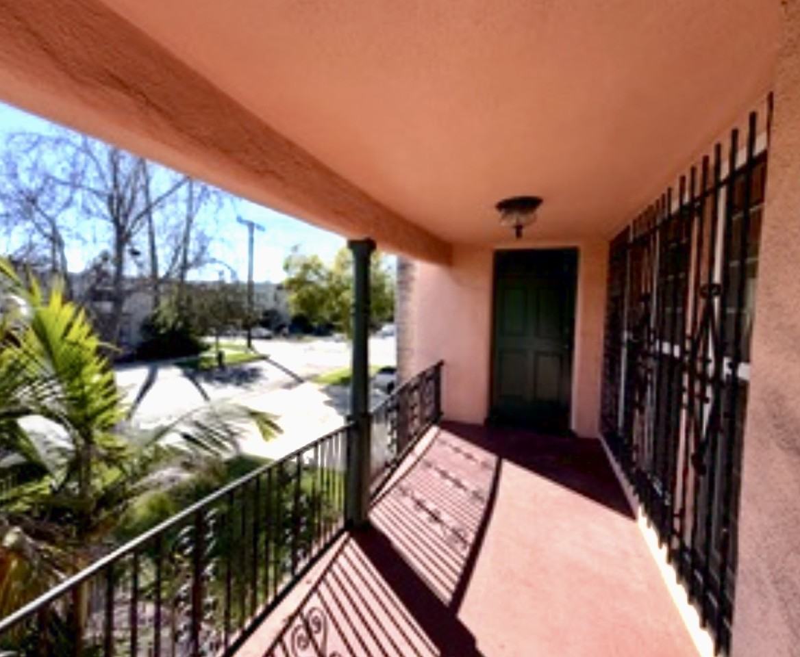 6089 Cashio St - Photo 2 of 20