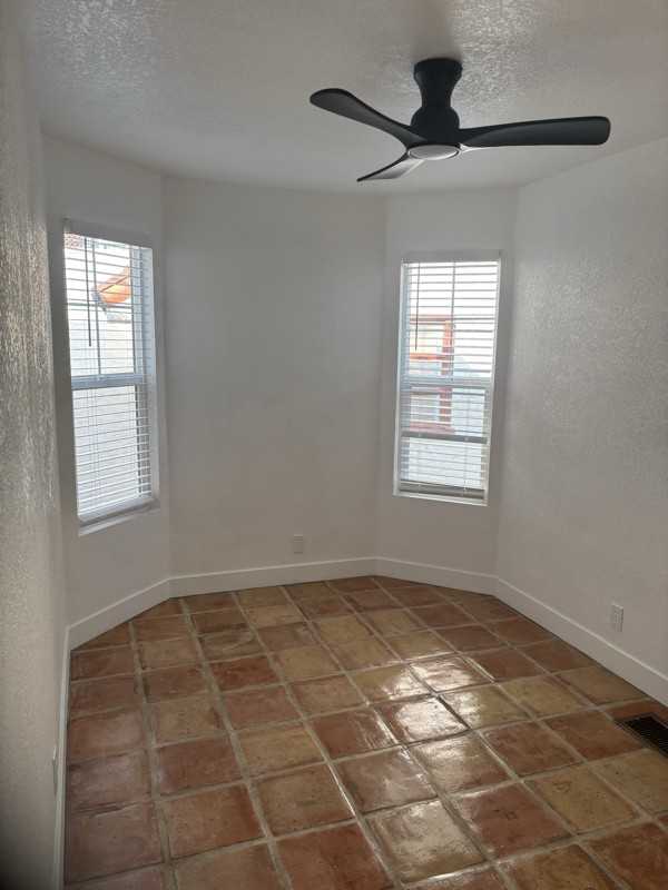 803 E Peralta Way - Photo 7 of 16