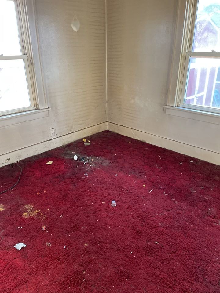 228 Whitelaw Ave - Photo 5 of 20