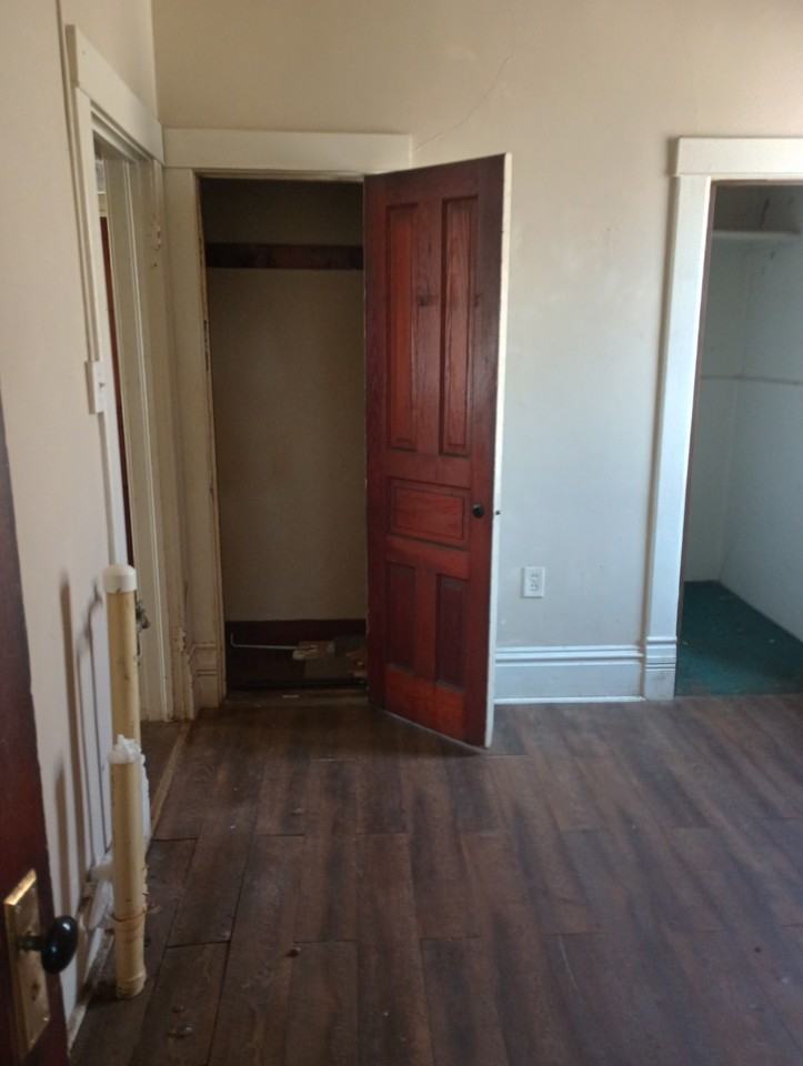 2217 Ne Madison Ave - Photo 6 of 20