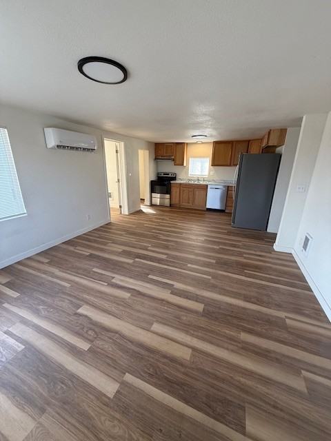 3562 Valley Rd Ne - Photo 2 of 8