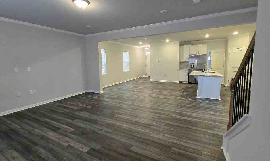 329 Glacier Lake Dr - Photo 4 of 11