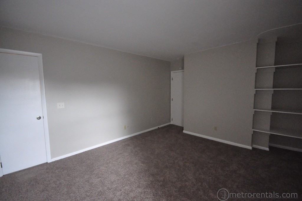 249 East Aly #G - Photo 6 of 12