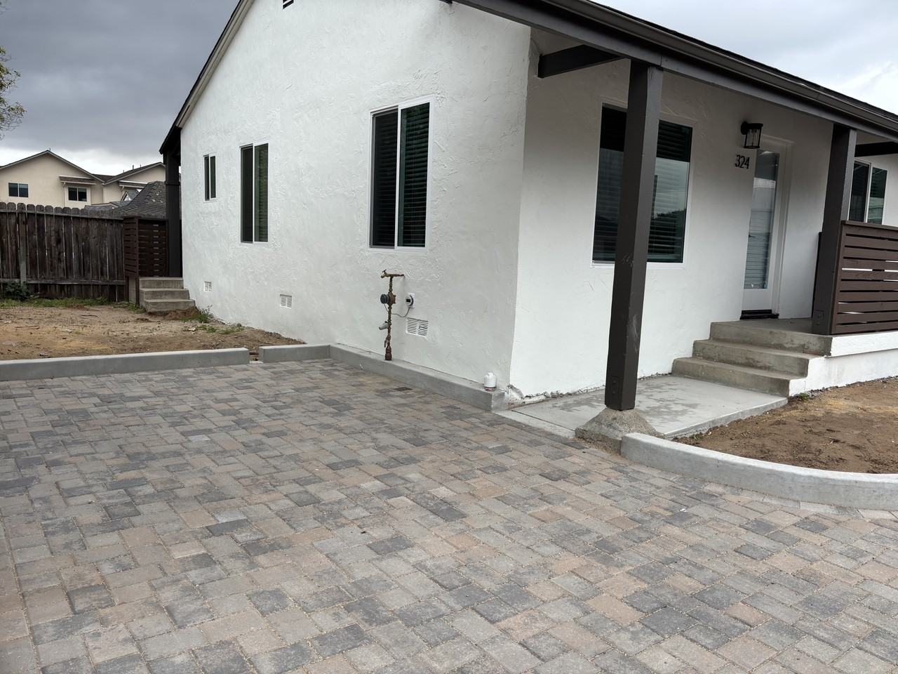 324 S Halcyon Rd - Photo 2 of 14