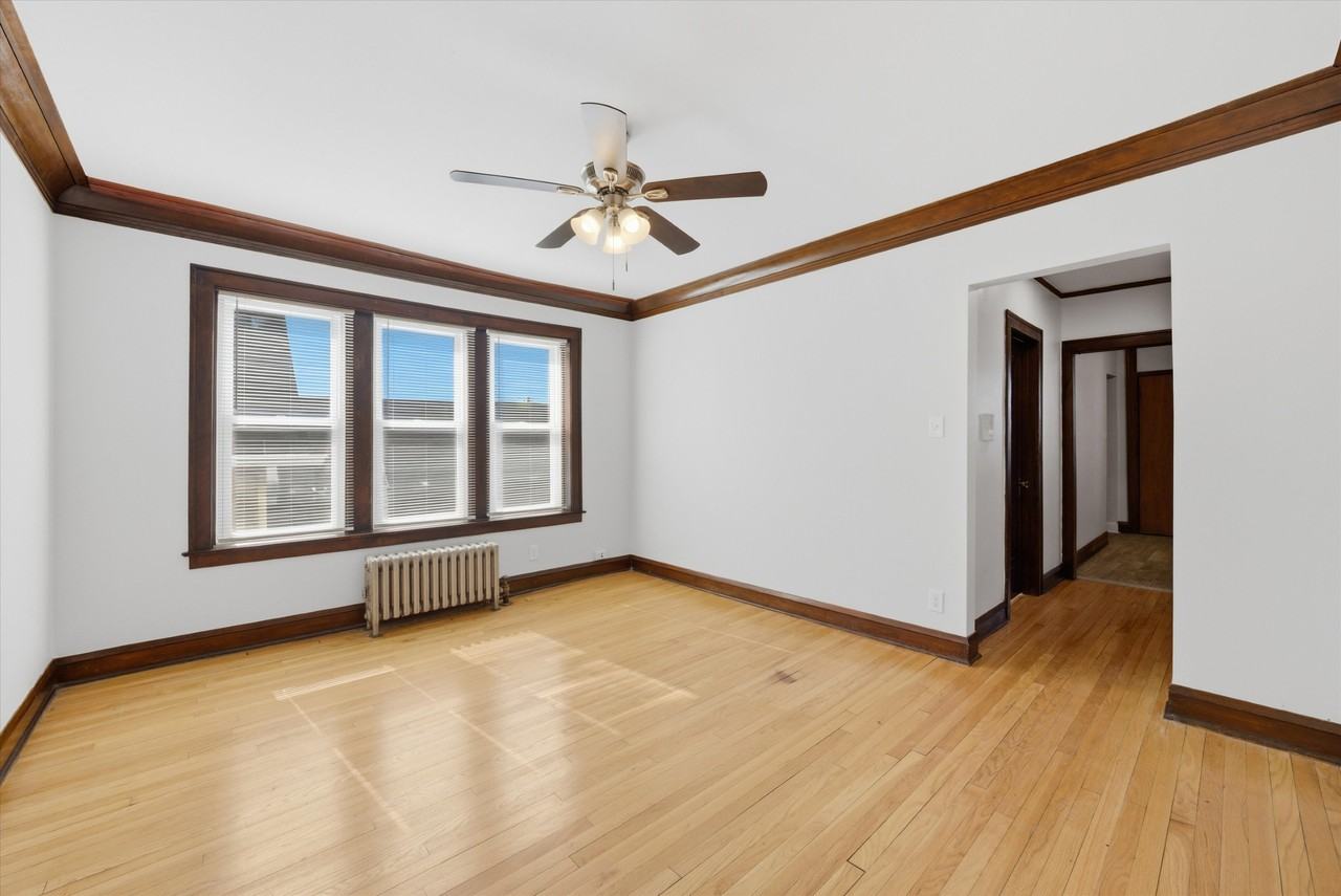 11432 S Indiana Ave #11434-2 - Photo 6 of 7