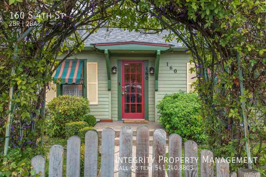 160 S 4th St - Photo 4 of 48