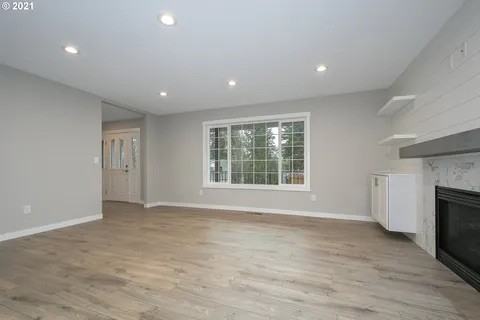 2039 Nw Willow Dr #NA - Photo 6 of 31