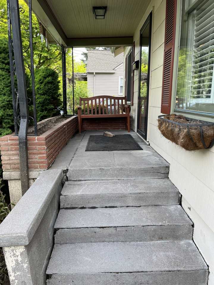 4627 Se 50th Ave #NA - Photo 2 of 33