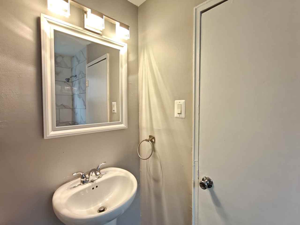 7108 Oxford Ave #32 - Photo 6 of 6