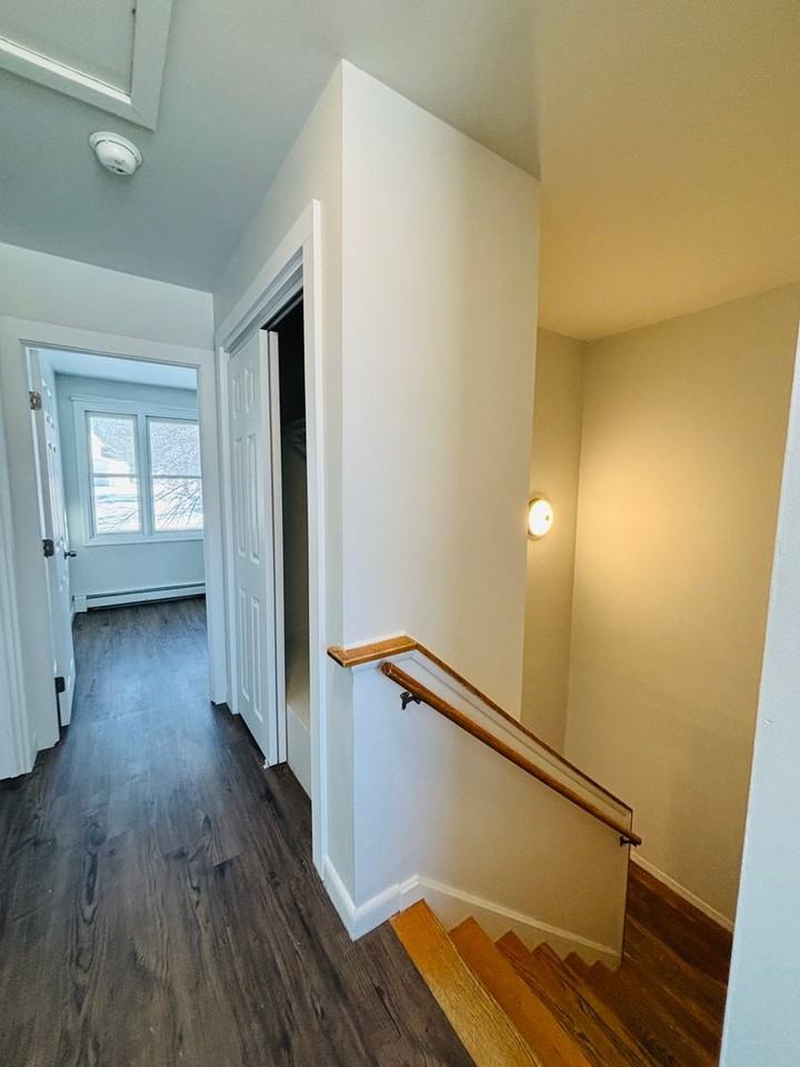 276 Parliament Cir - Photo 5 of 11