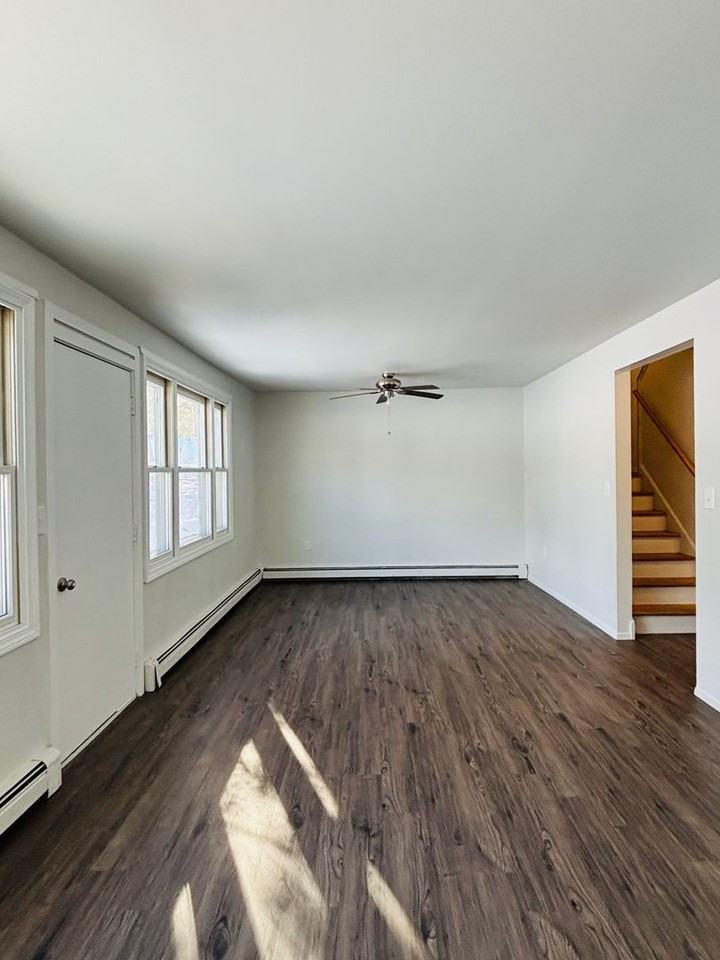 Congress & Parliament Circle - Photo 3 of 11