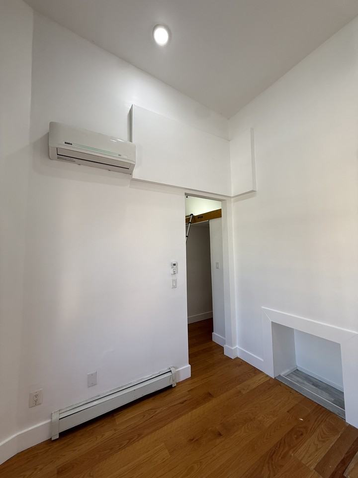 564 Central Ave #4-3rdFL - Photo 5 of 8