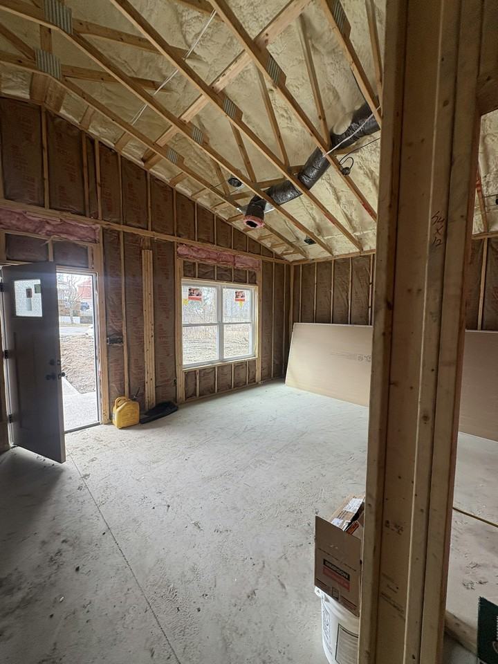 617 East Locust Street, Unit 1 - Photo 4 of 11