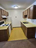 featured image of 1025 Railroad Ave E