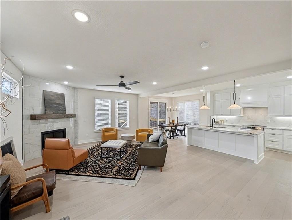 30 Cromer Dr - Photo 2 of 30