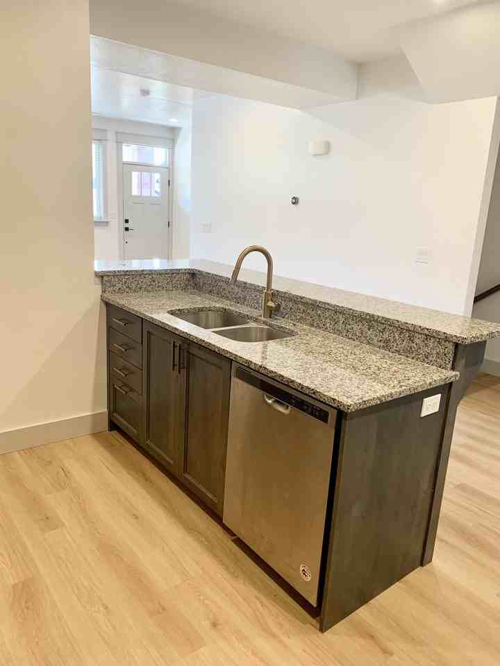 1276 E 1450 N #29 - Photo 3 of 11