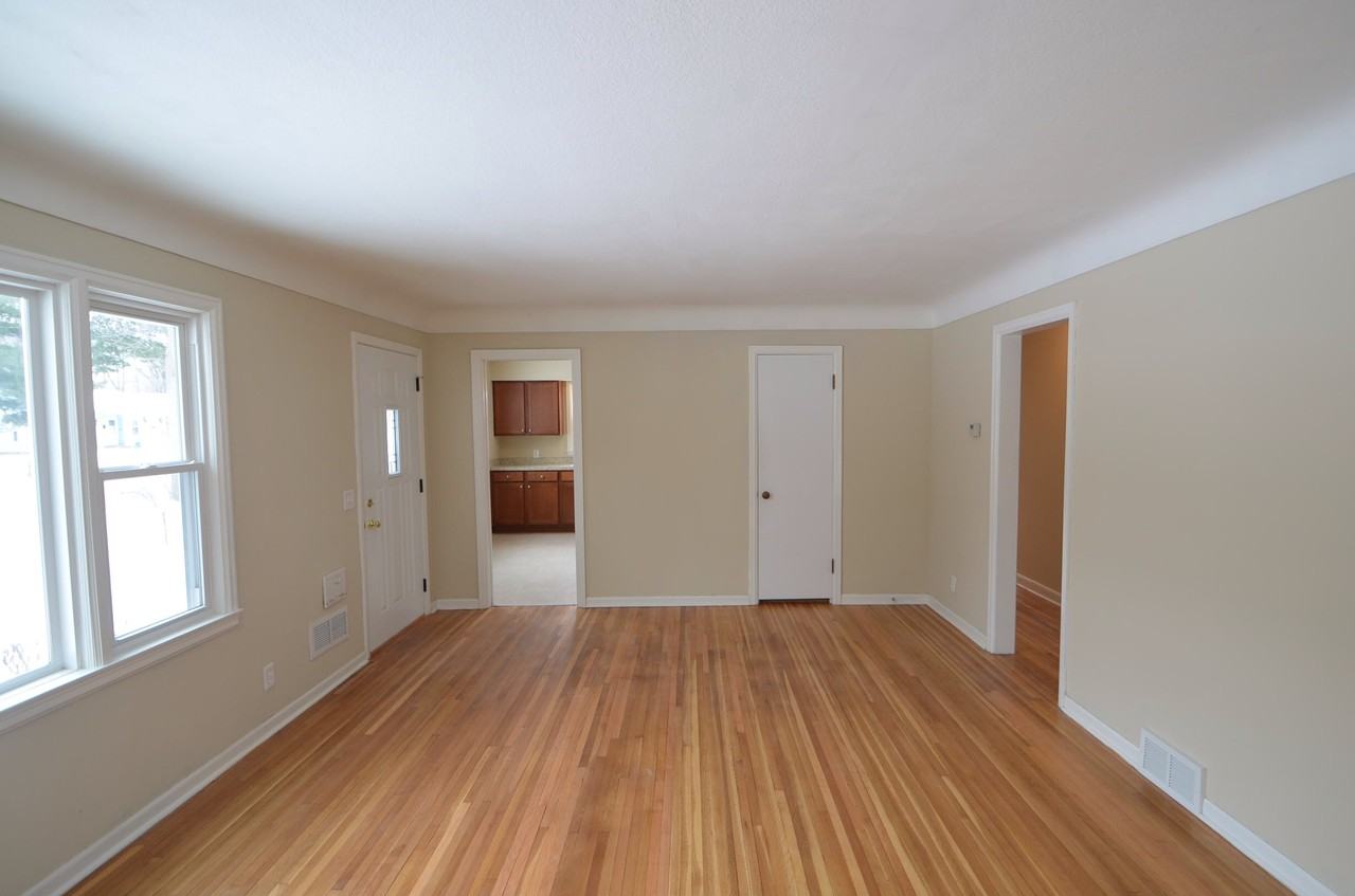 7228 Harriet Ave - Photo 3 of 13