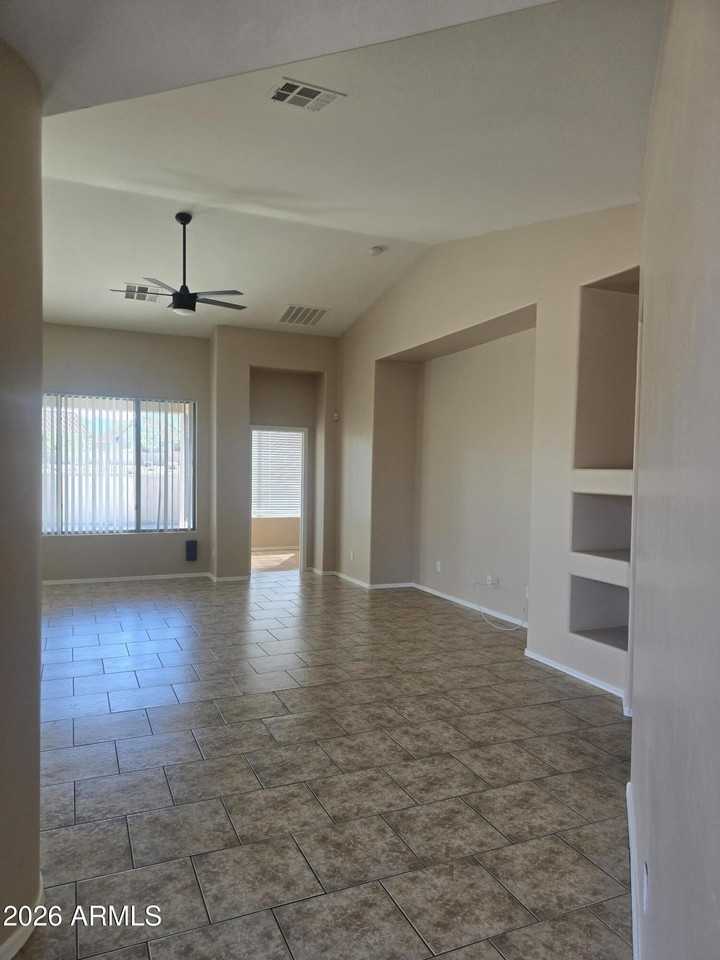 13221 S 176th Ave - Photo 4 of 16