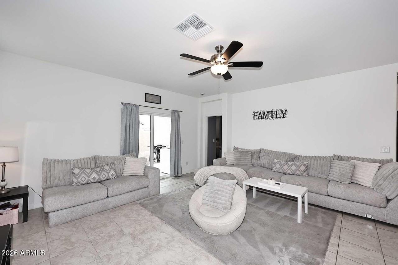 40020 W Sunland Dr - Photo 6 of 38