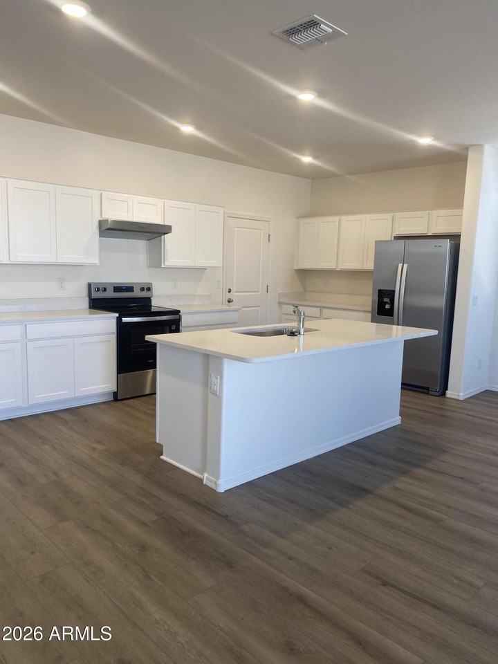 17182 W Oberlin Way - Photo 3 of 23