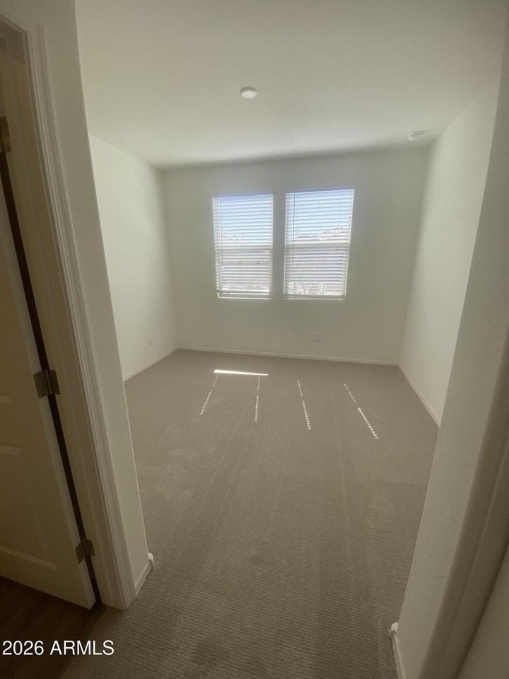 17182 W Oberlin Way - Photo 7 of 23