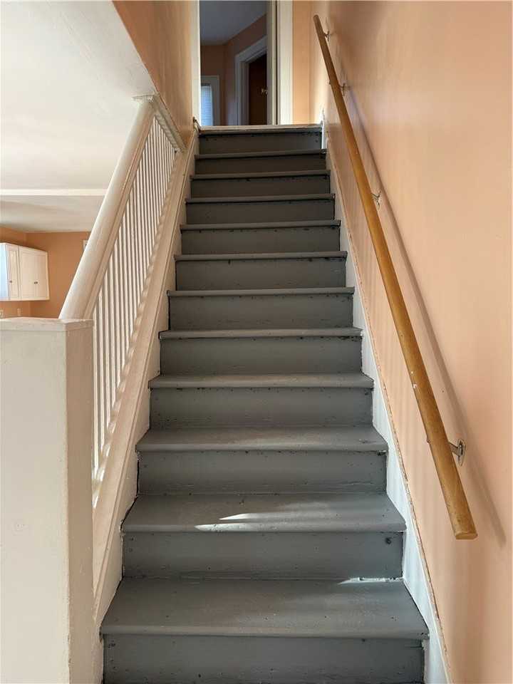 106 W 2nd St Unit A - Photo 4 of 16