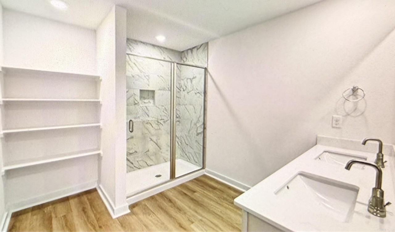 6420 Newark Dr - Photo 5 of 6