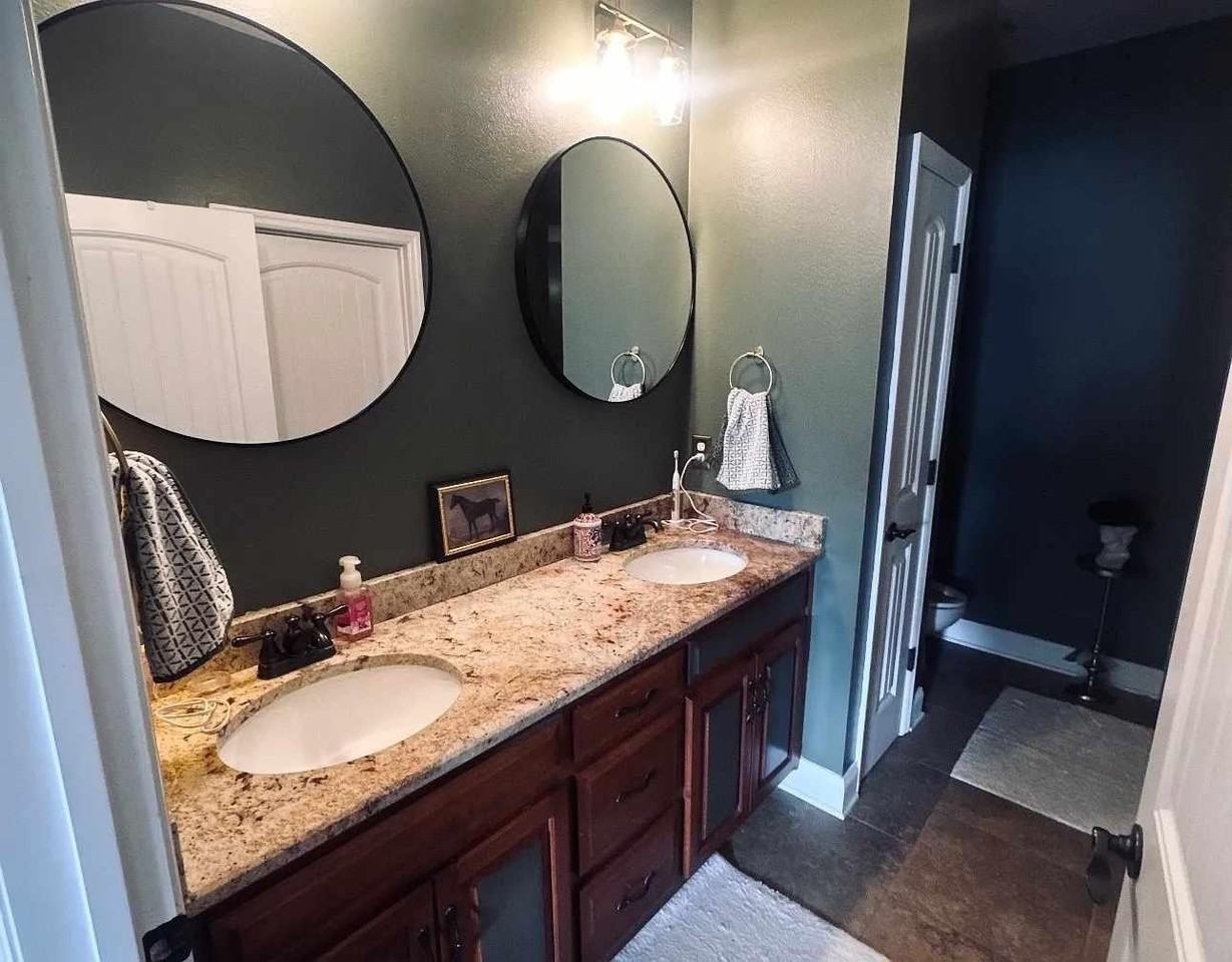 6843 Village Lake Cir - Photo 7 of 18