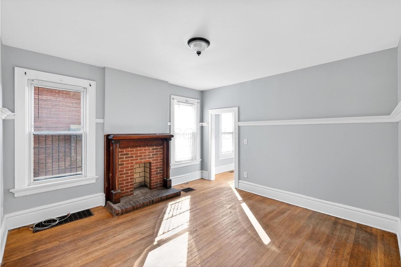 1619 E Main St - Photo 4 of 21