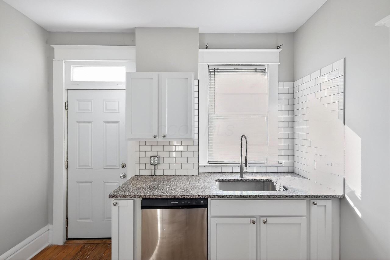 1619 E Main St - Photo 6 of 21
