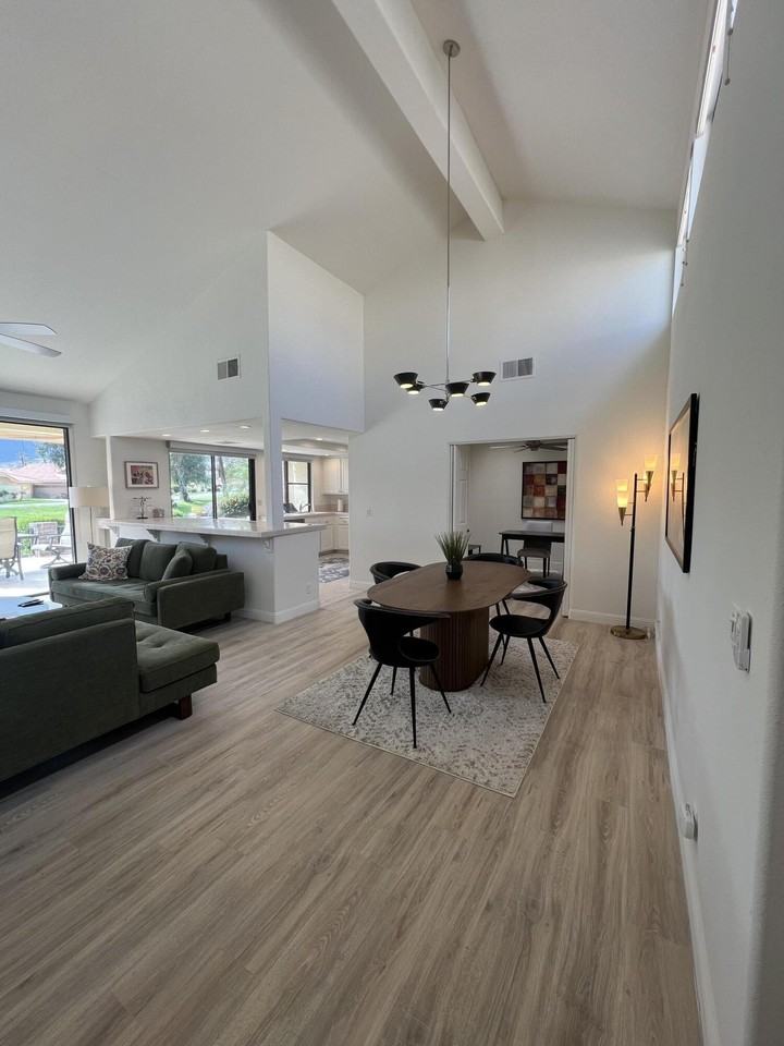 289 Castellana N - Photo 2 of 26