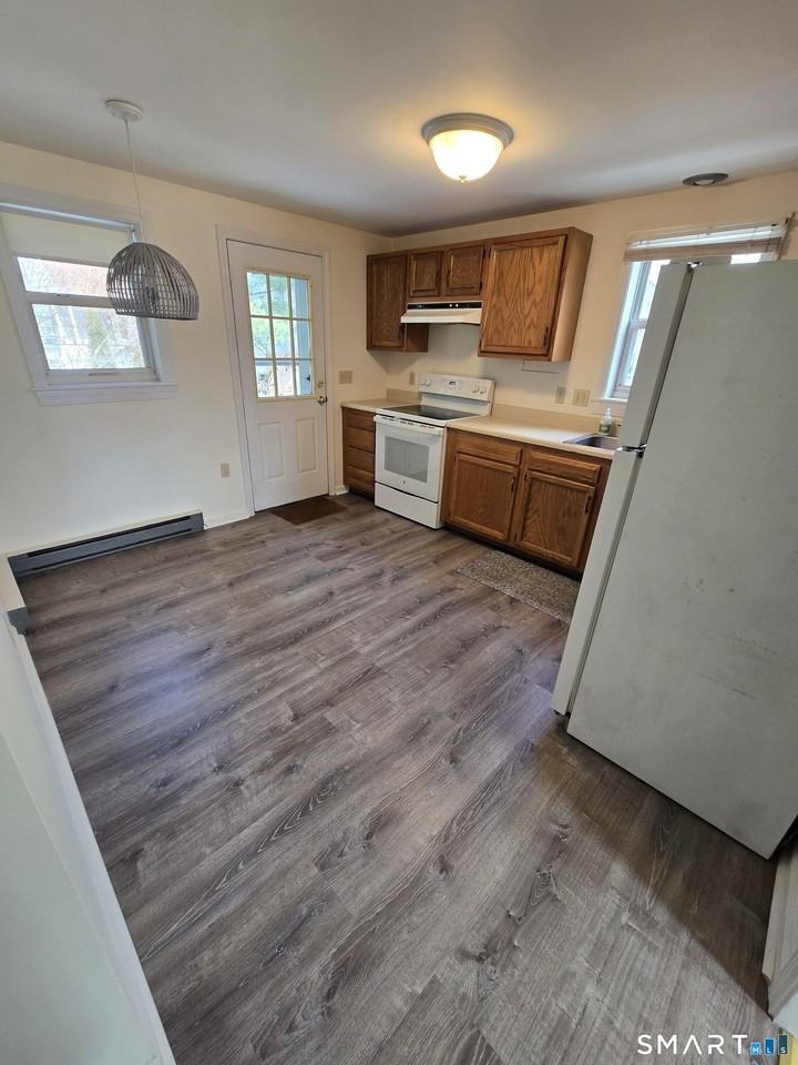 5 1/2 Lenox Ave - Photo 7 of 14