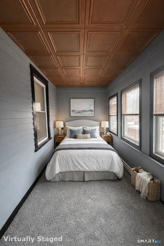 557 Strong St - Photo 5 of 6