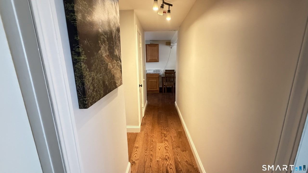 646 Howe Ave Apt 23 - Photo 6 of 26