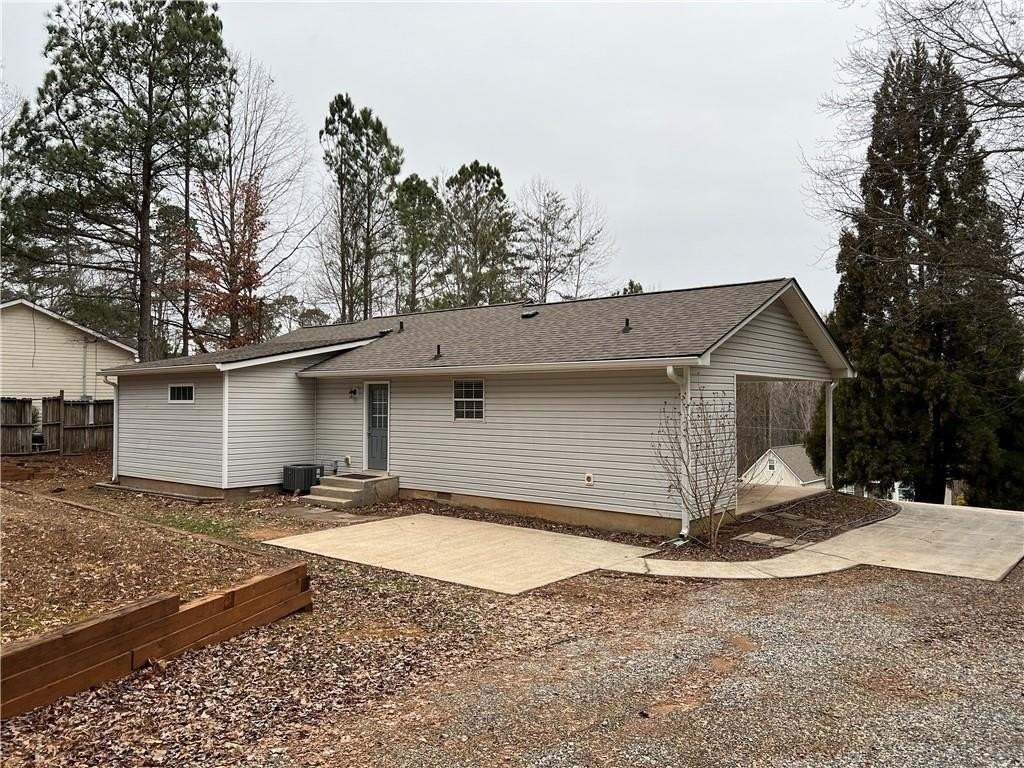 6590 A C Smith Rd - Photo 6 of 27