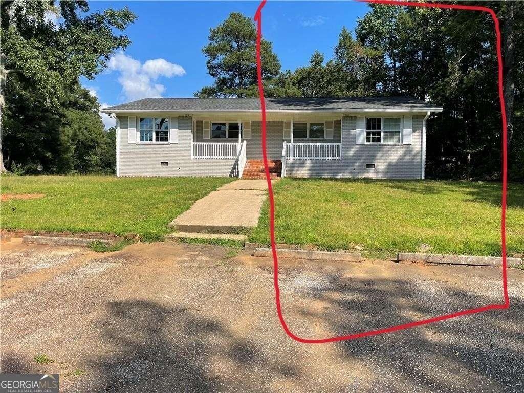 22 Fox Hall Dr #B - Photo 2 of 14