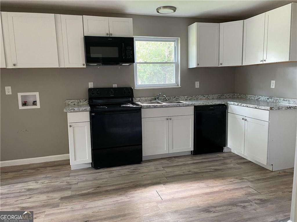 22 Fox Hall Dr #B - Photo 7 of 14